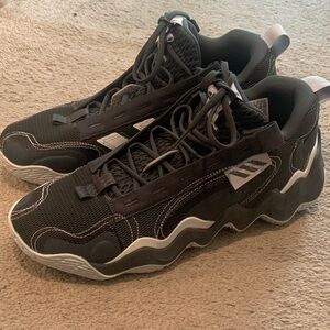 Adidas Men's Gray and White Athletic Shoes